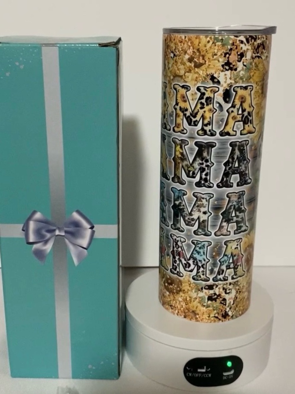 Colorful 'MAMA' sunflower Tumbler